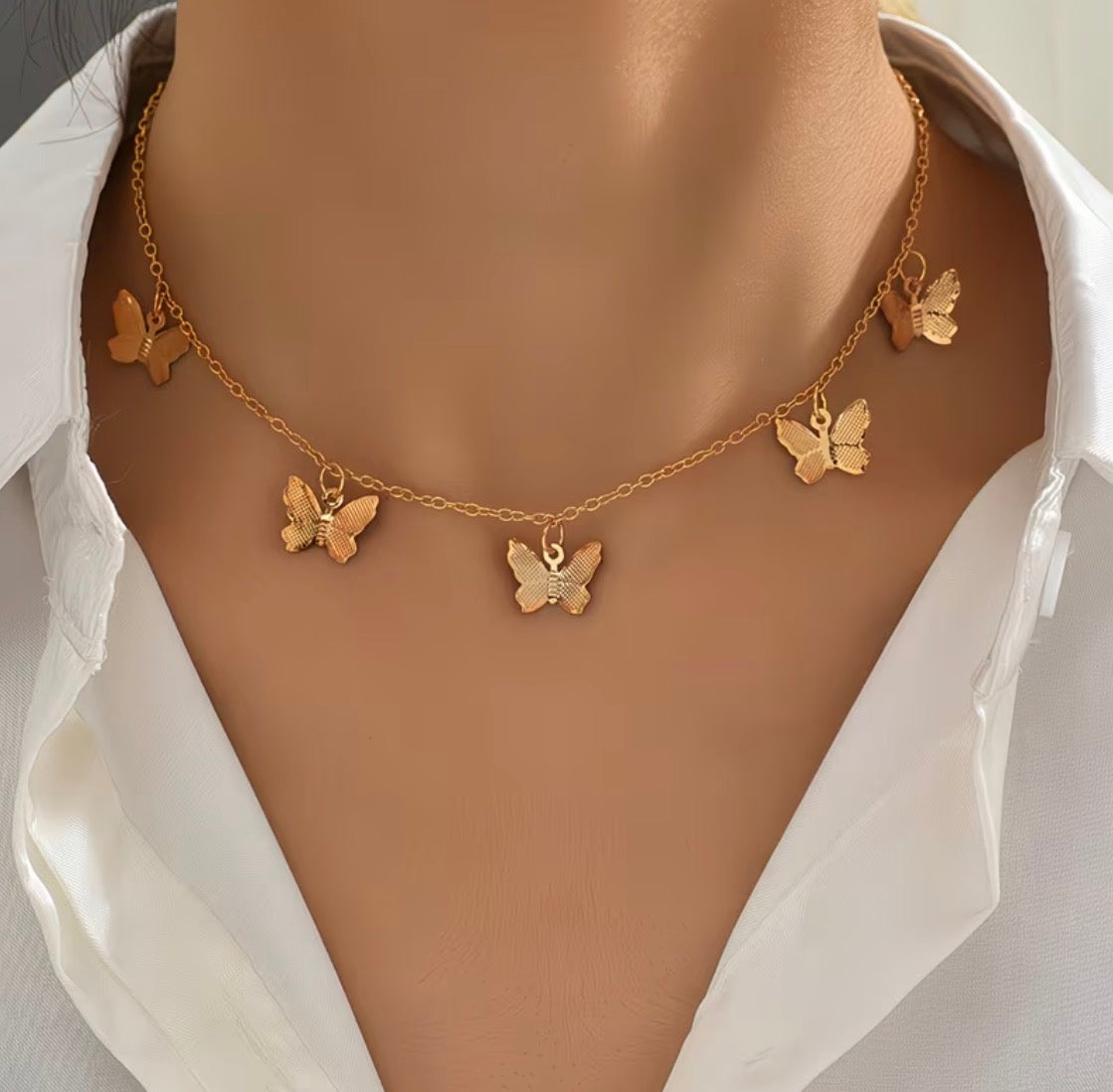 Cadena mariposas doradas