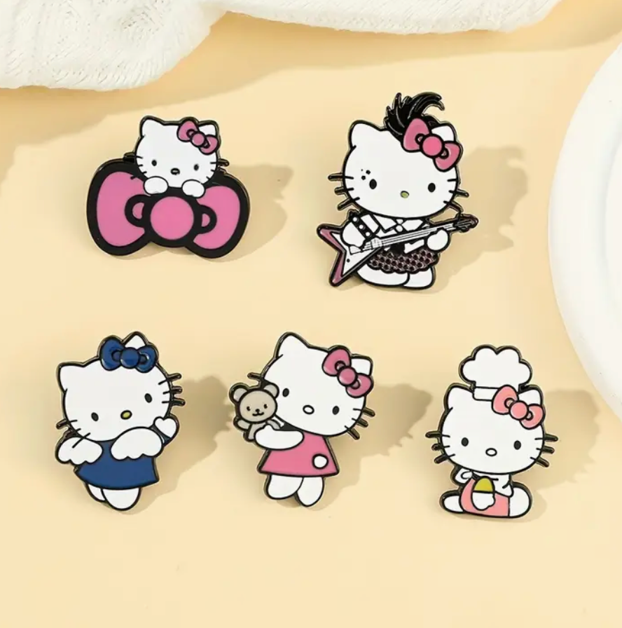 Pines Hello Kitty
