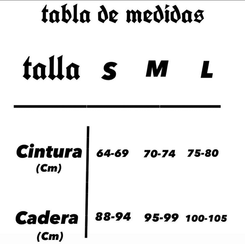 Falda Blanca con líneas Negras